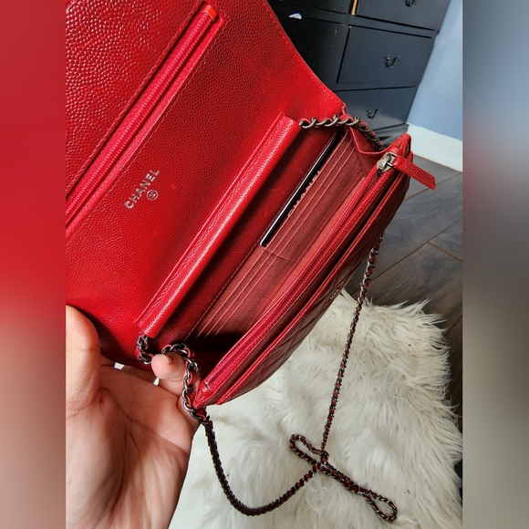 CHANEL Caviar Quilted Wallet On Chain WOC Red - Picture 6 of 9
